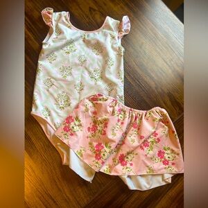 Sweet honey leotard with skirt